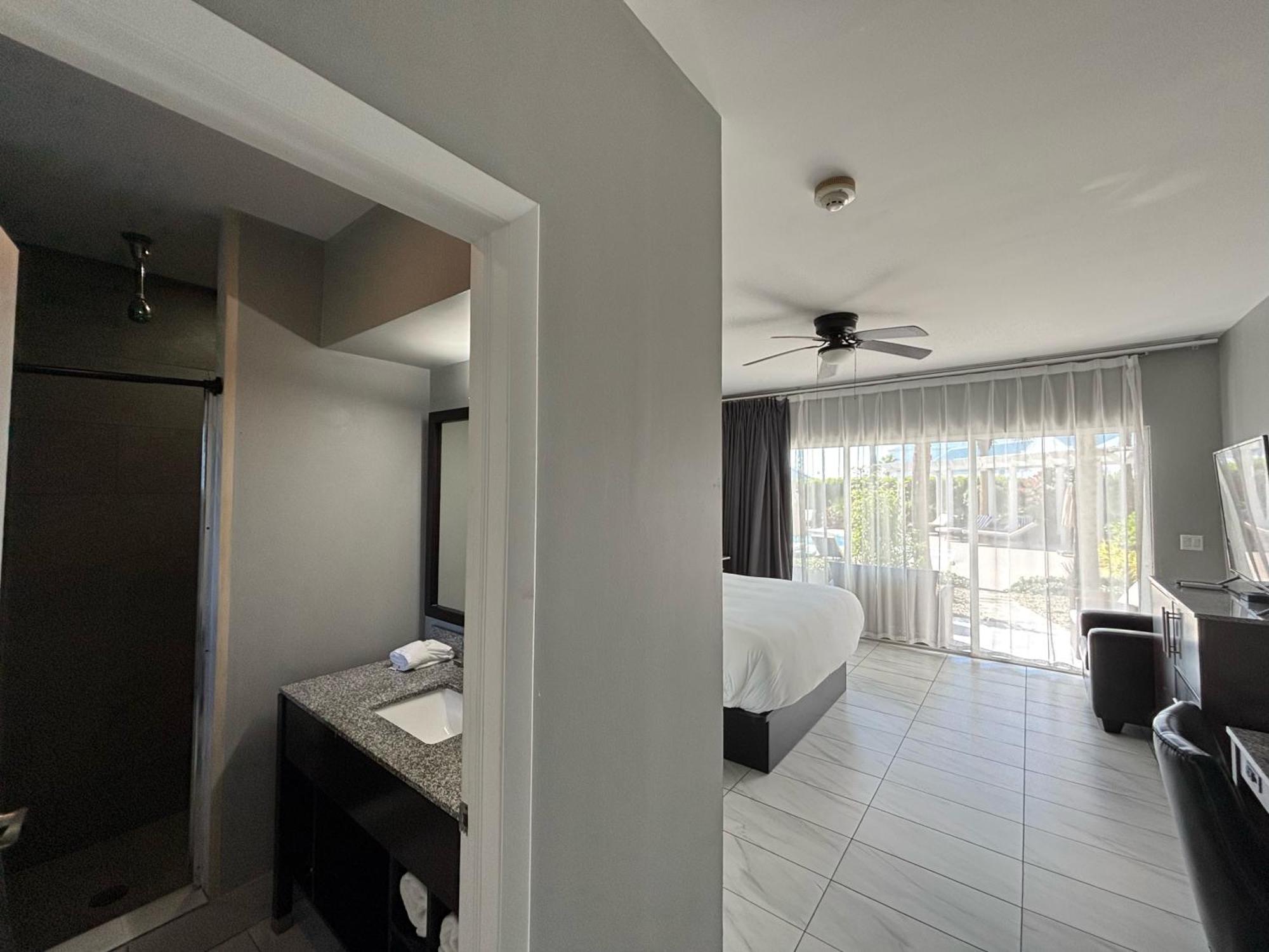 Grace Bay Suites Zewnętrze zdjęcie