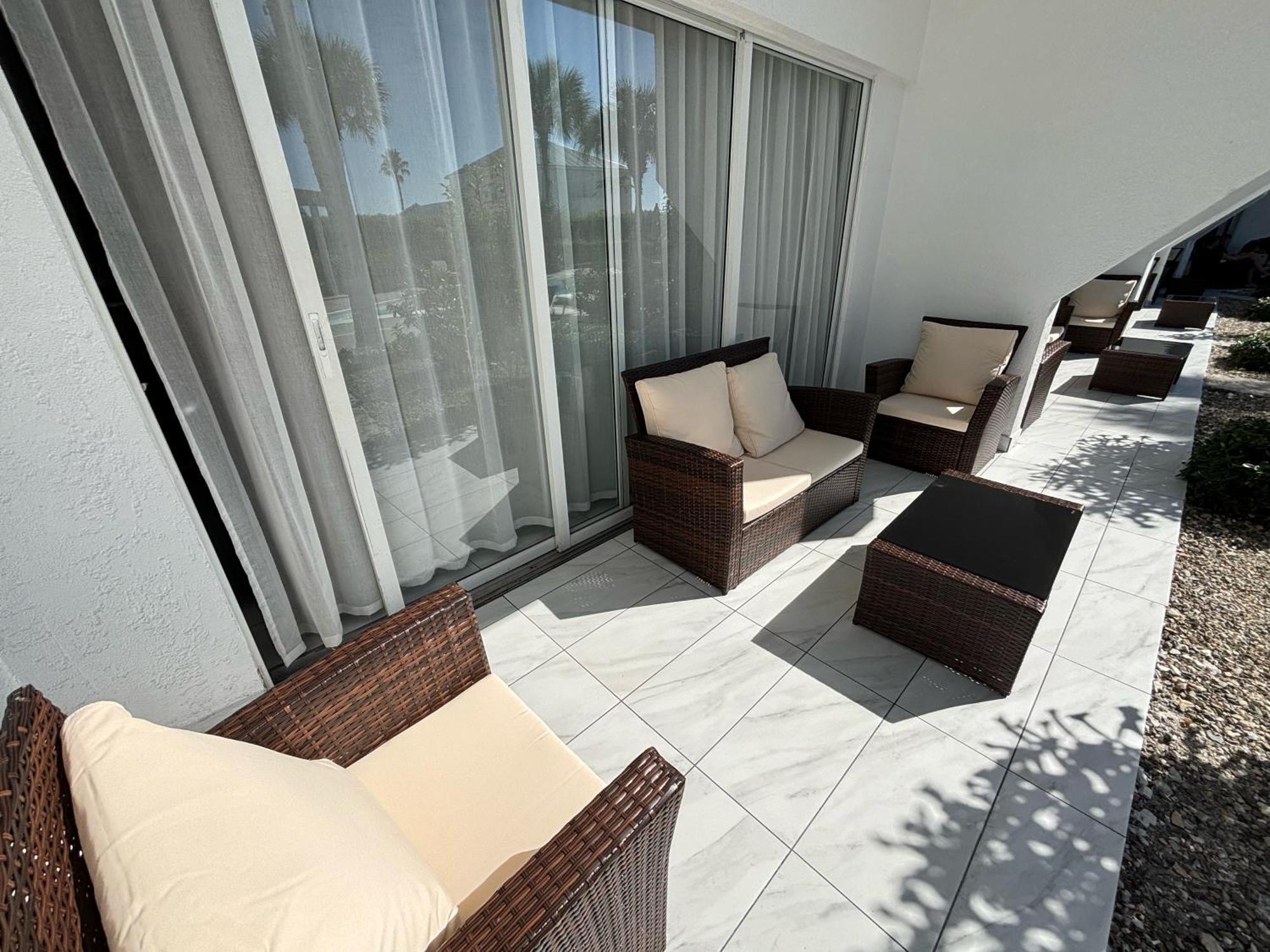 Grace Bay Suites Zewnętrze zdjęcie
