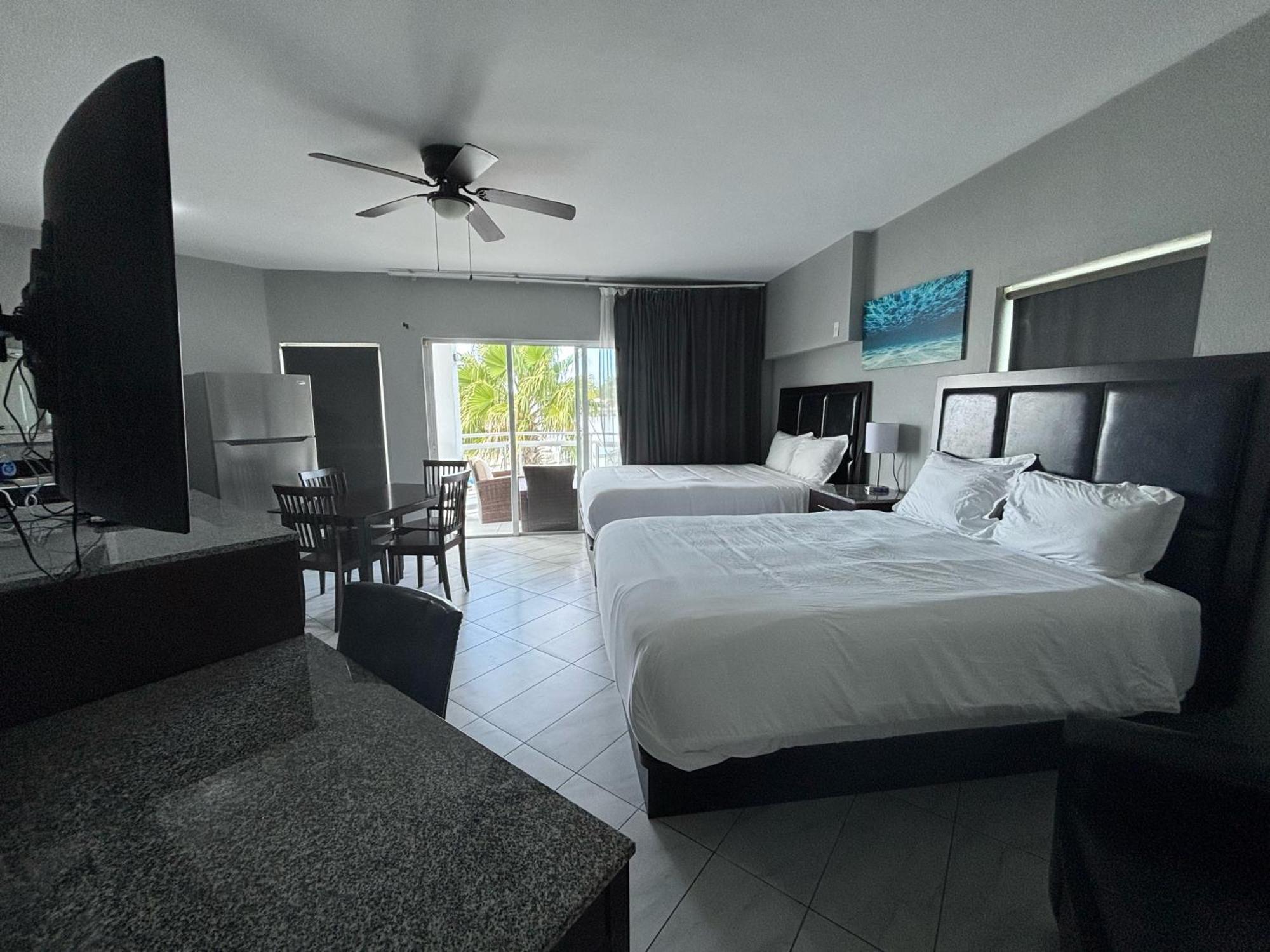 Grace Bay Suites Zewnętrze zdjęcie